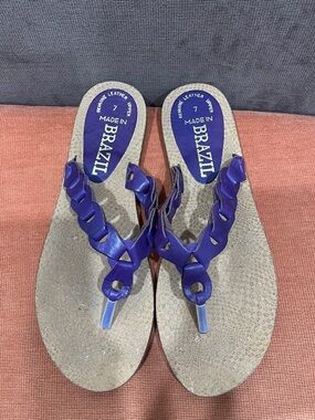 Leather Flip- Flop Sandals in Purple size 7